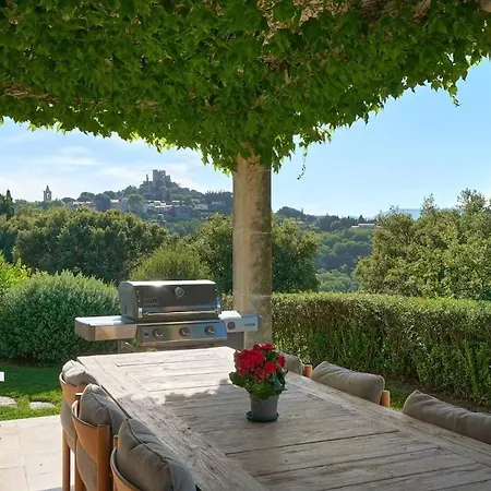 Before Making A Request, Read My Host Profile At Bottom Of Page # Luxury Private 6-bedroom Retreat Near Saint-tropez